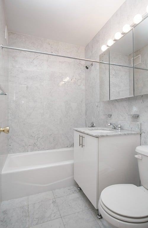 350 W 51st St - Photo 6 of 6