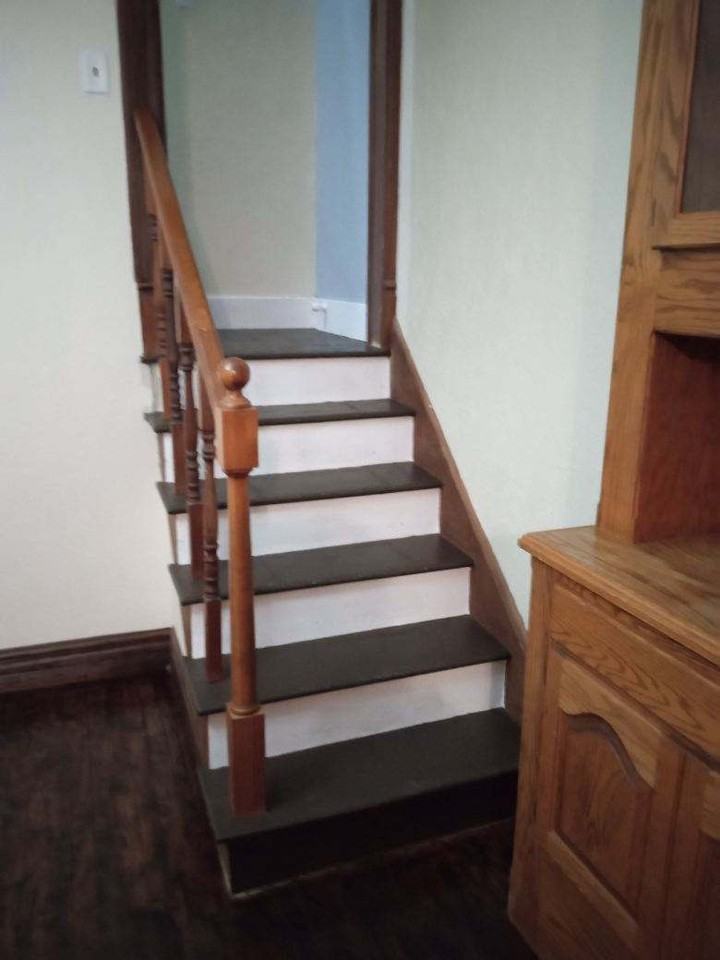 719 S Maple St - Photo 2 of 14