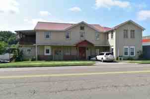 featured image of 8160 Rutledge Pike #5