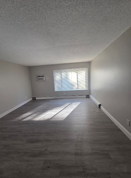 16700 Lahser Rd #13 - Photo 2 of 7