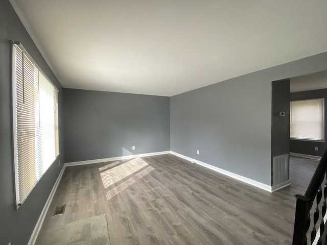 1017 Nicks Ln - Photo 4 of 18