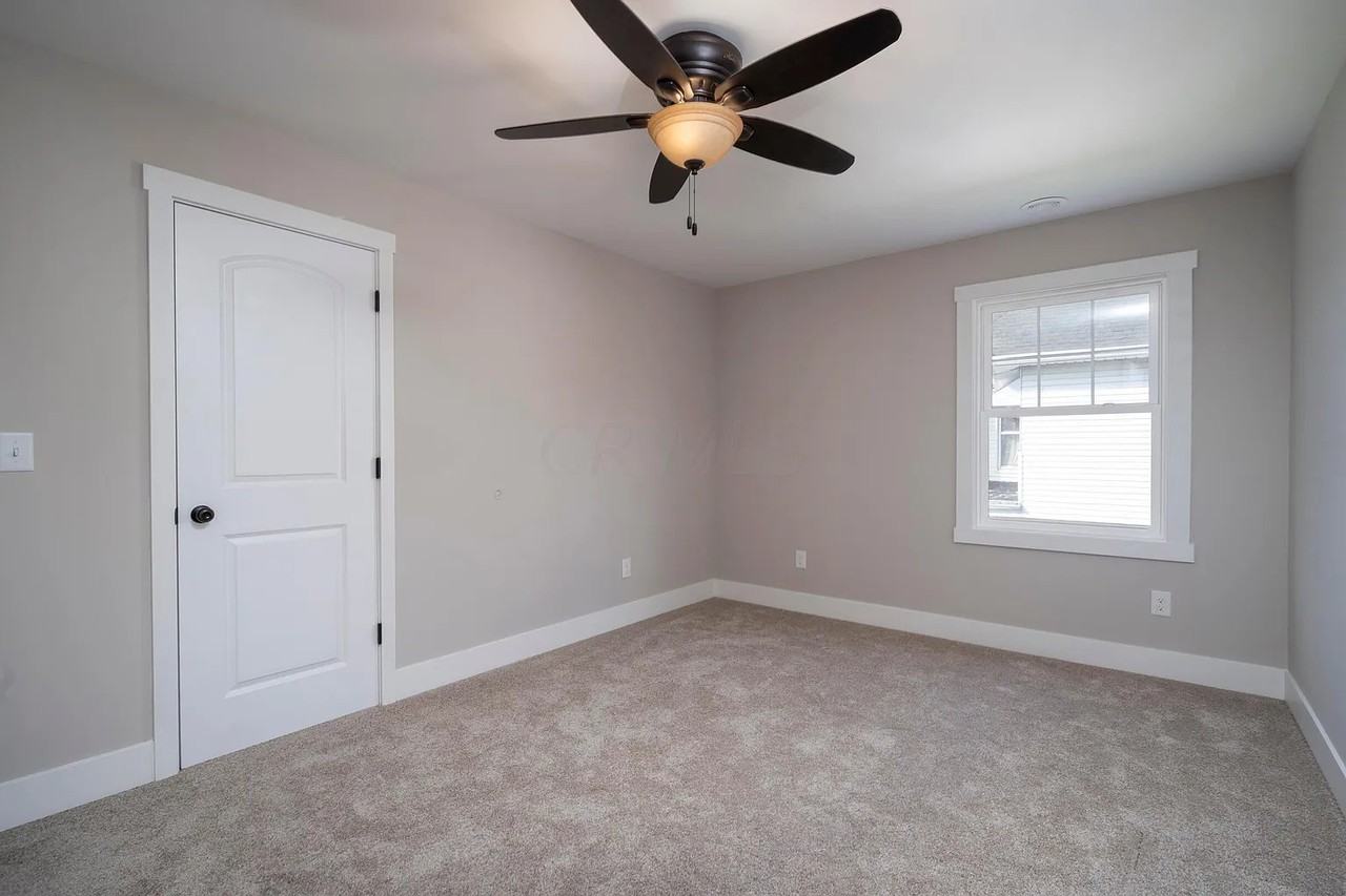 113 W Paint St #1-2 - Photo 5 of 9