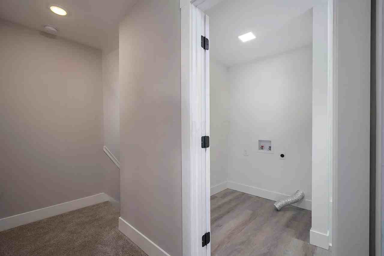 113 W Paint St #1-2 - Photo 7 of 9