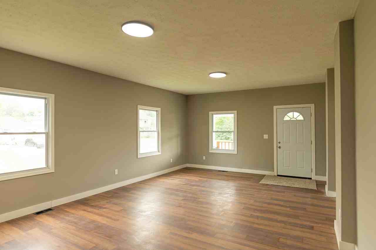 429 Bolander Ave #429