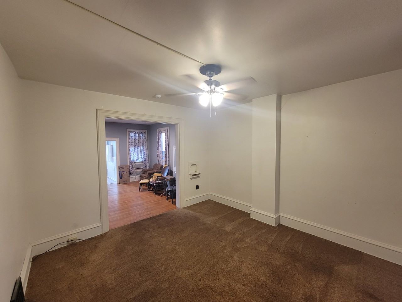 523 Rhomberg Ave - Photo 6 of 8