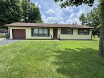 102 Oaklawn Cir - Photo 1 of 1