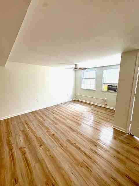 3153 High St #7 - Photo 4 of 6