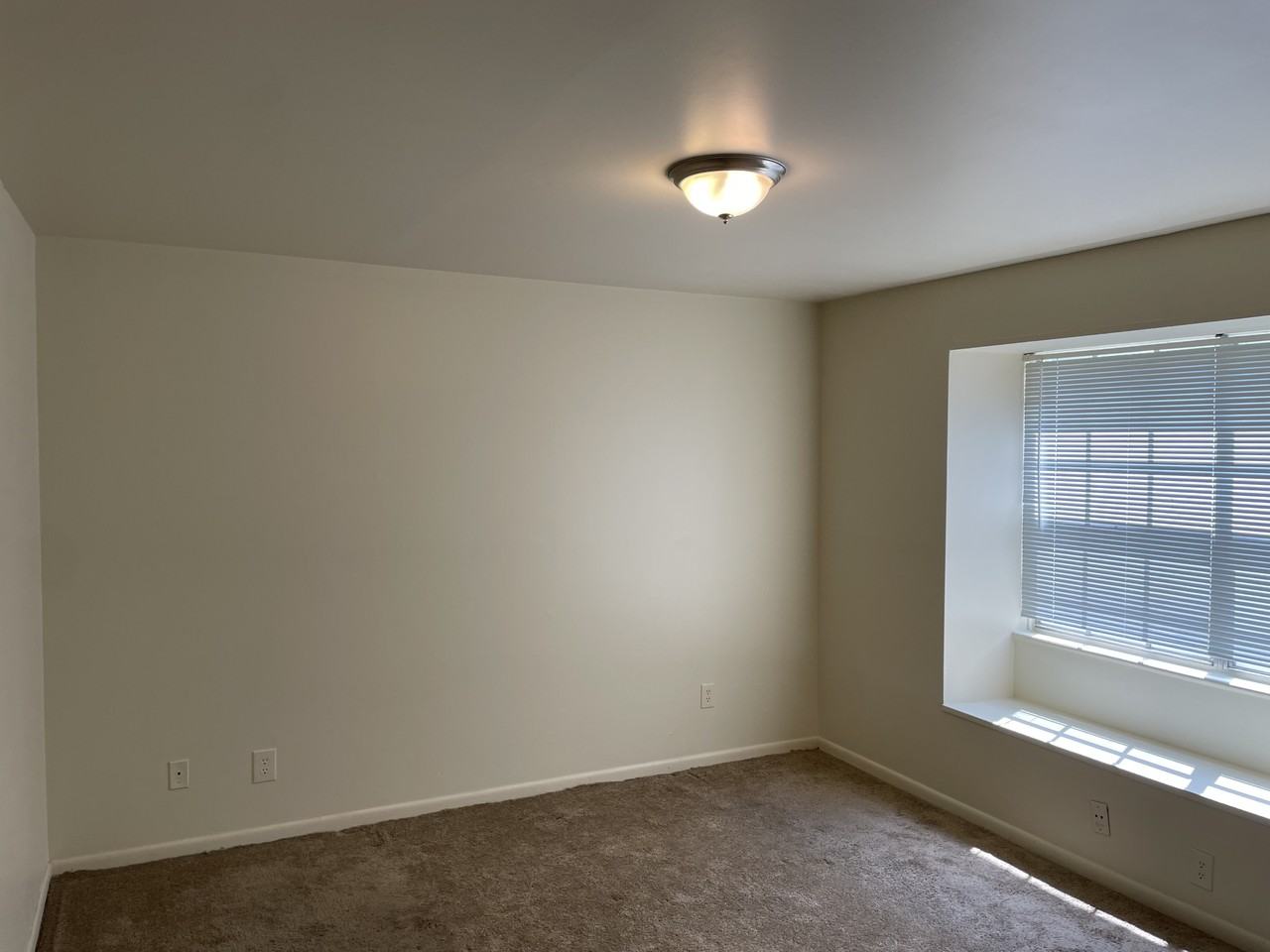 904 Milstead Rd #17 - Photo 4 of 5