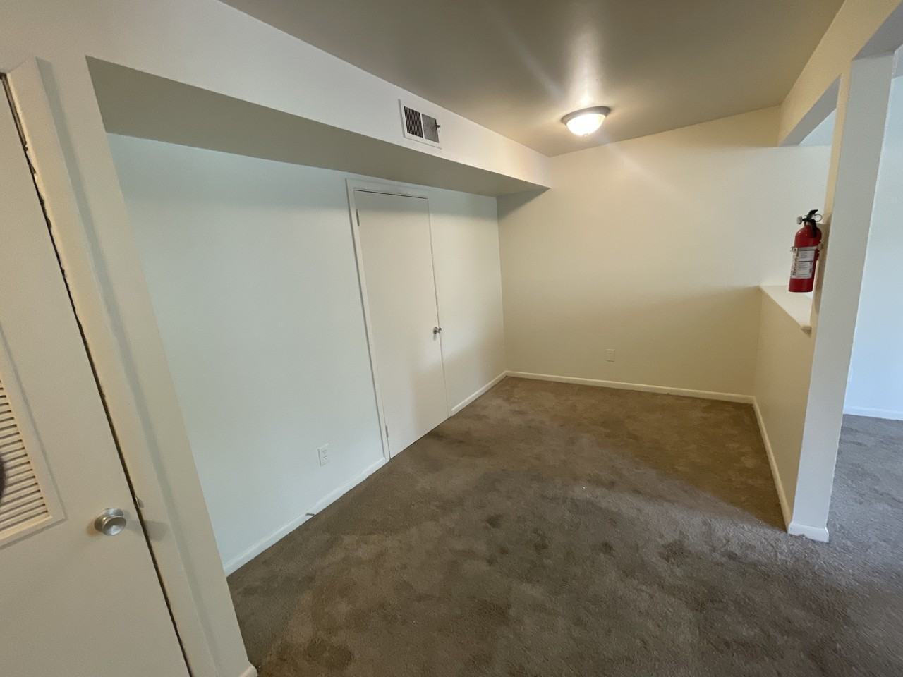 904 Milstead Rd #17 - Photo 5 of 5