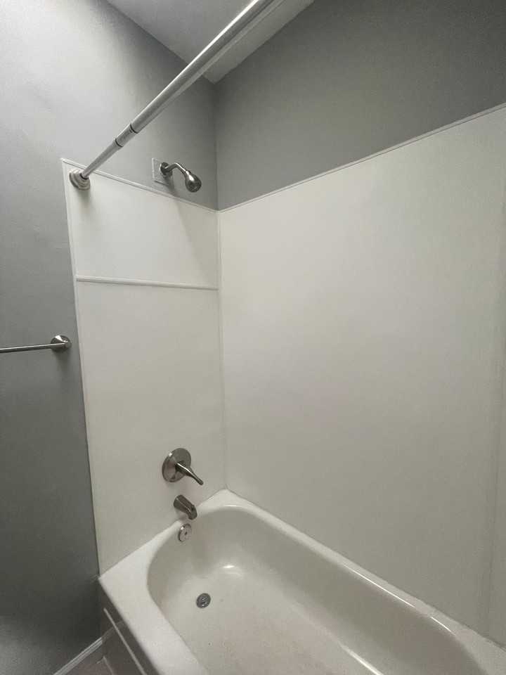 2206 Bryant Ave - Photo 7 of 7