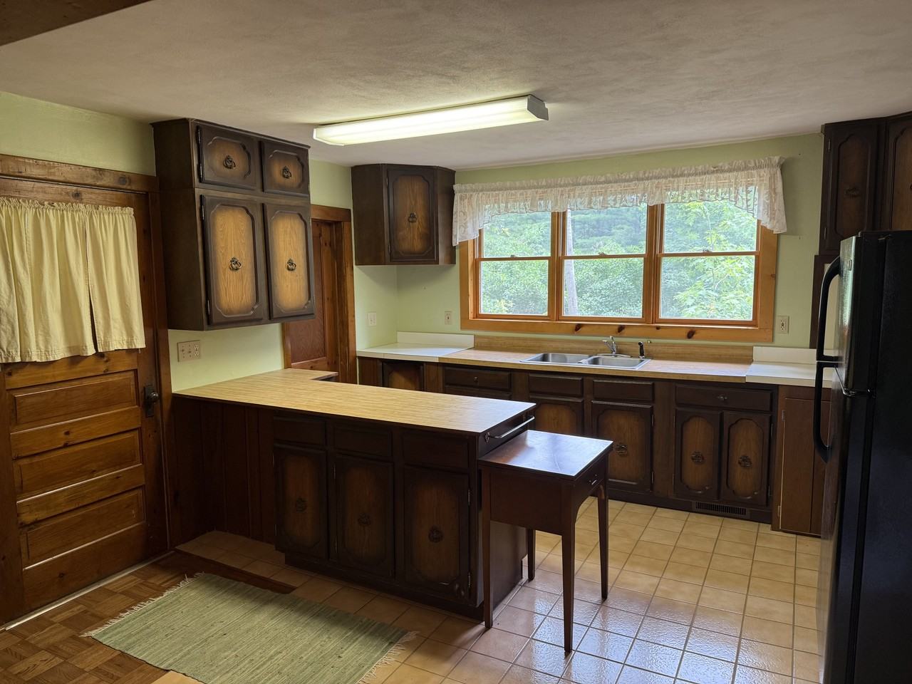 2514 Dewey Dr - Photo 2 of 13