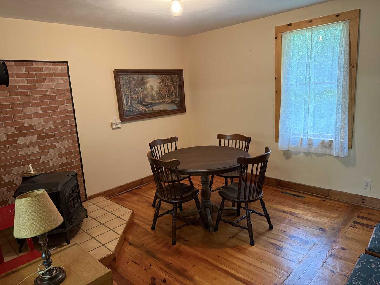 2514 Dewey Dr - Photo 4 of 13