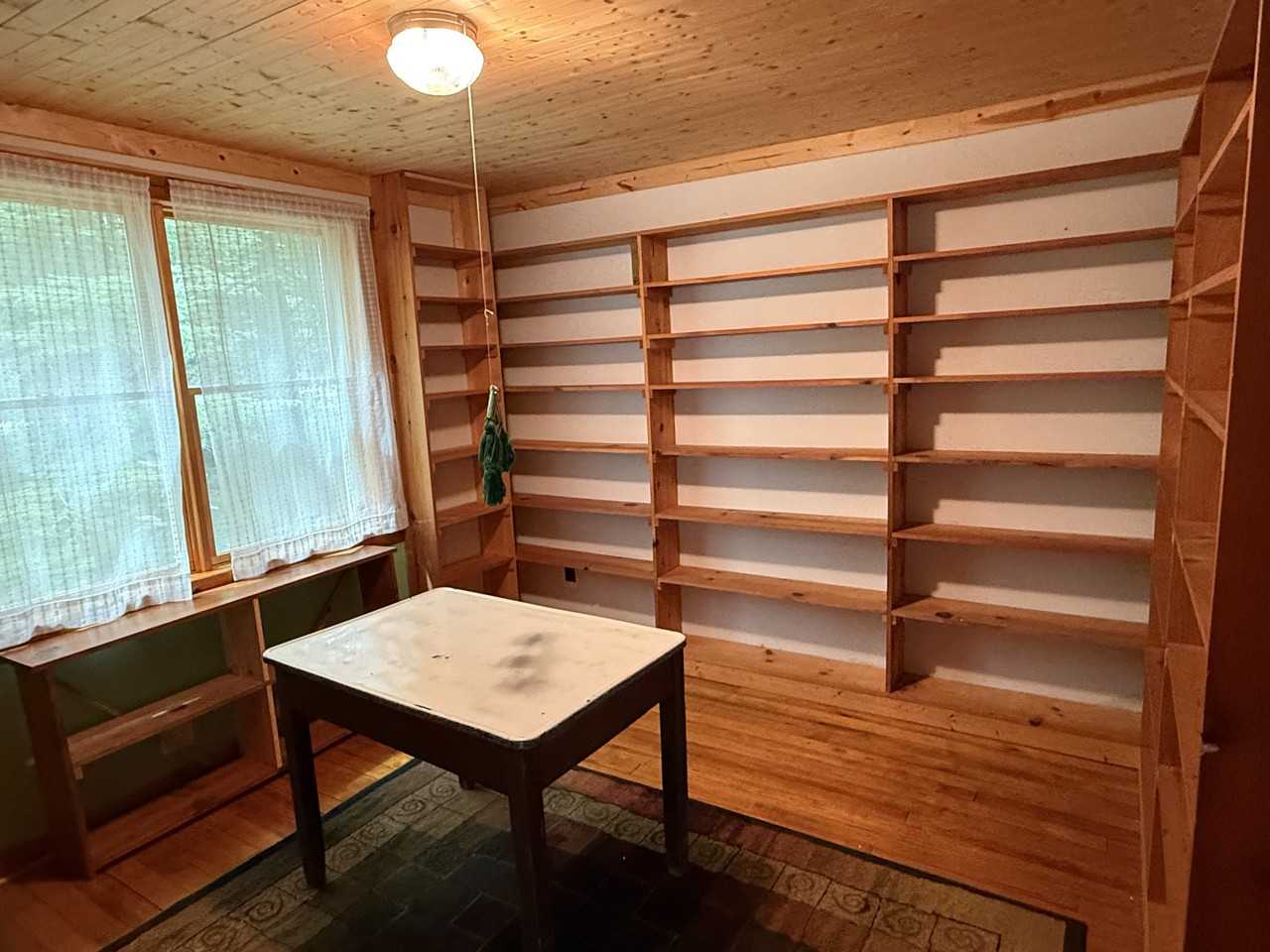 2514 Dewey Dr - Photo 5 of 13