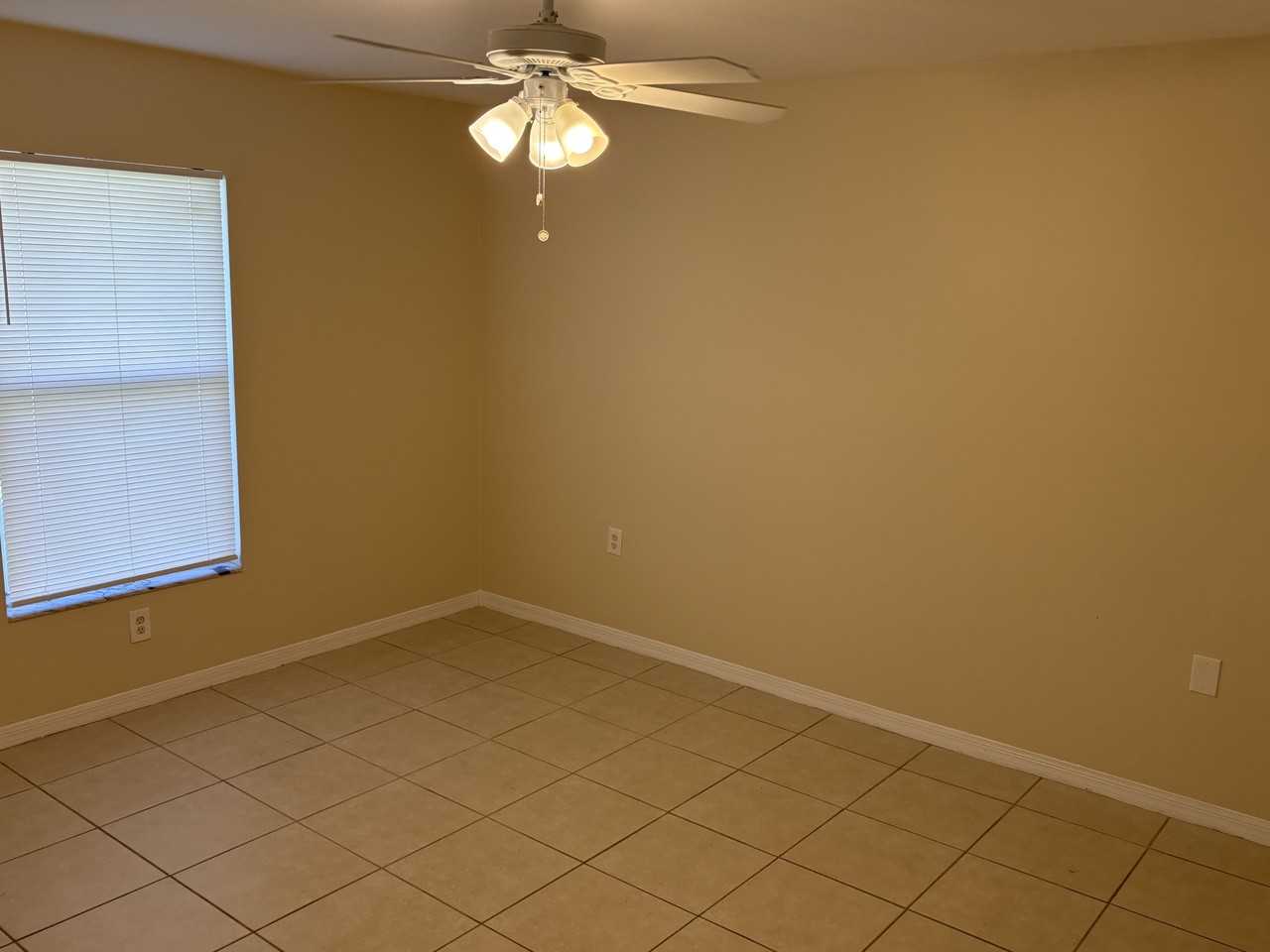 4521 22nd St Sw #4521 - Photo 6 of 11