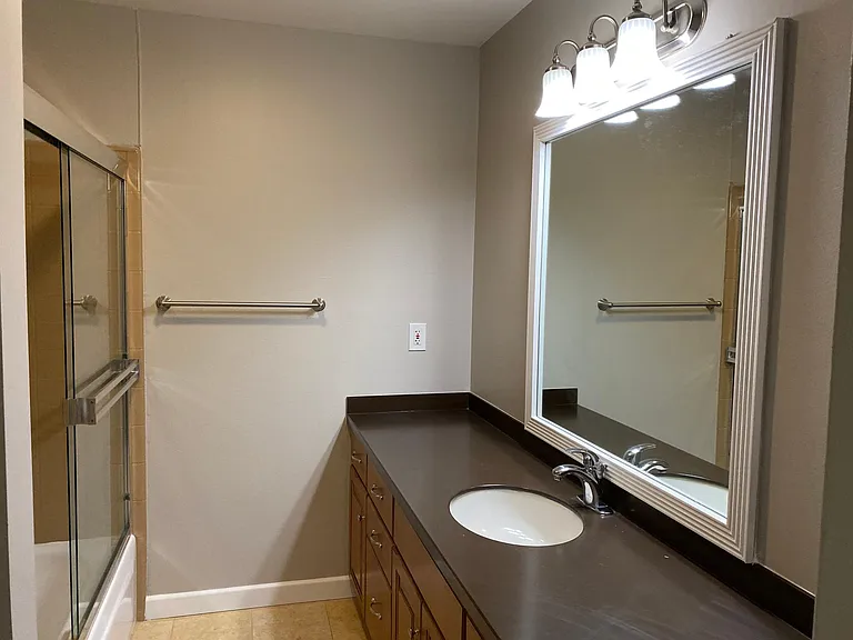 615 S Prospect Ave #201 - Photo 5 of 16