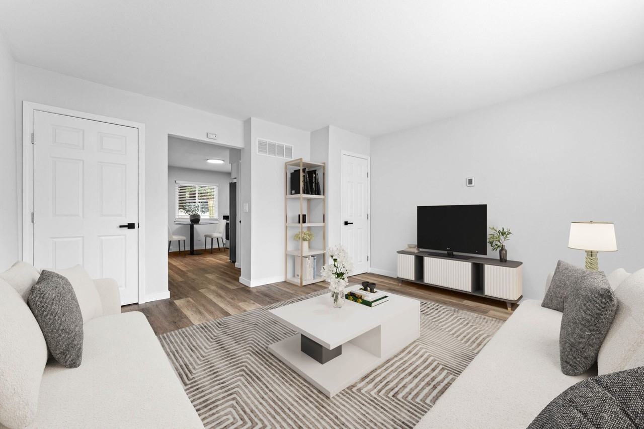 2714 Center St #D - Photo 5 of 12