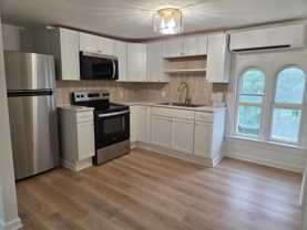 207 Cohannet St #3L - Photo 1 of 1