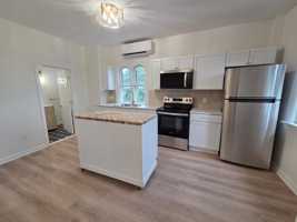 featured image of 207 Cohannet St #3R