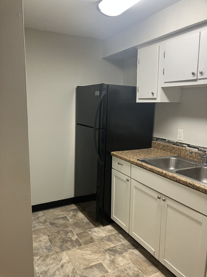 214 Polk St #6 - Photo 5 of 12