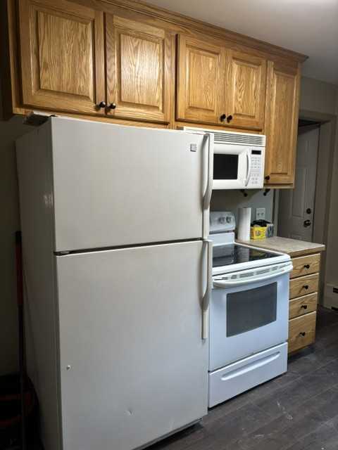 519 E 6th St - Photo 5 of 16