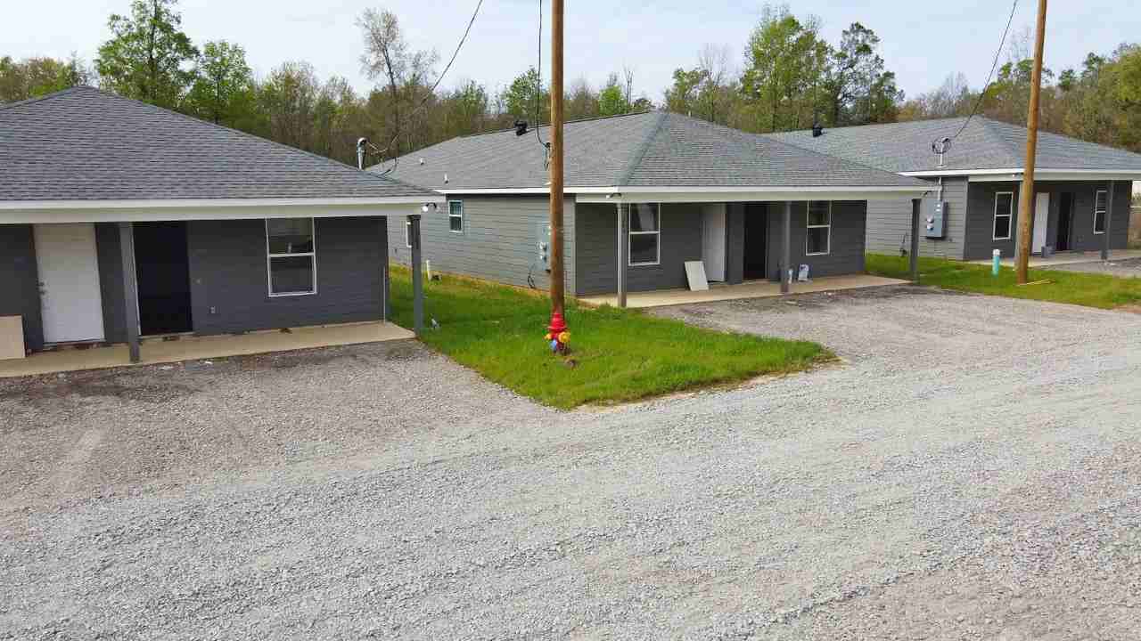 123 Legado Ln - Photo 4 of 18
