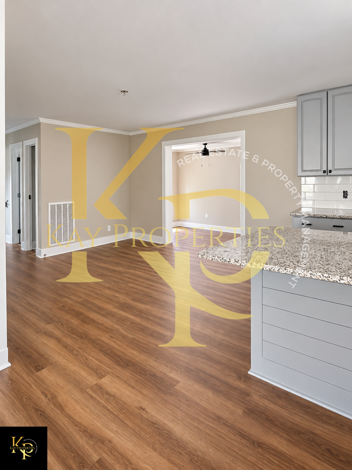 2034 Azalea Dr - Photo 2 of 13