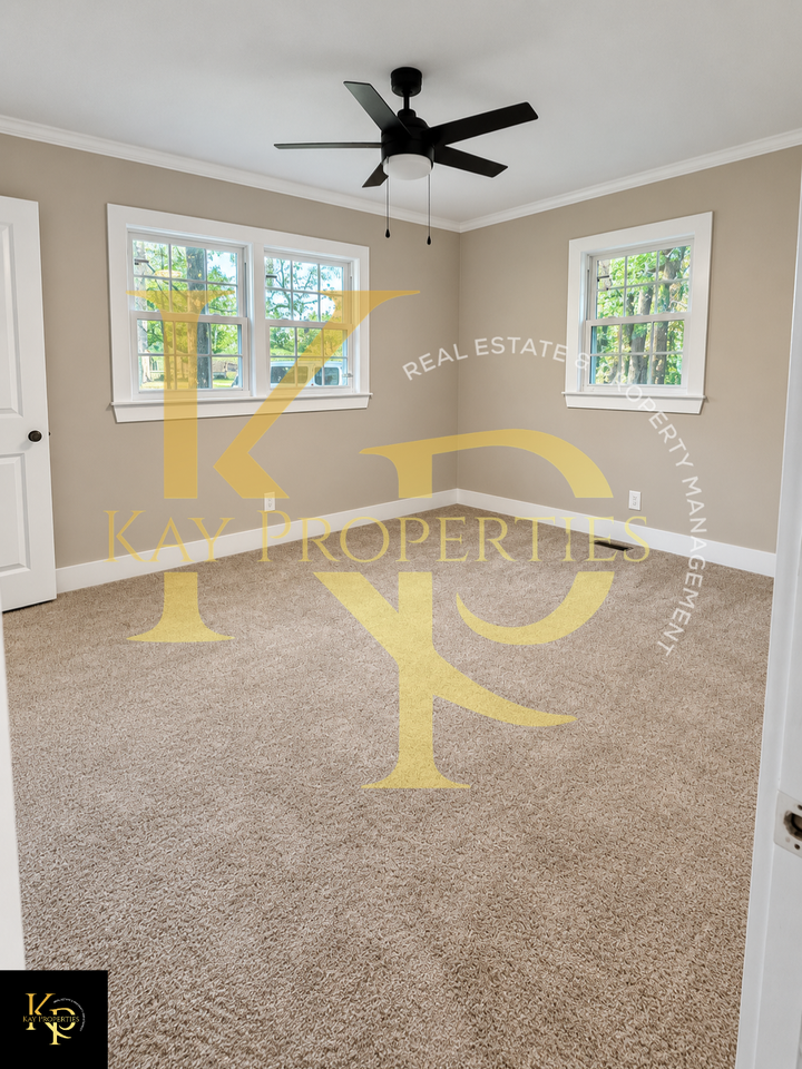 2034 Azalea Dr - Photo 6 of 13