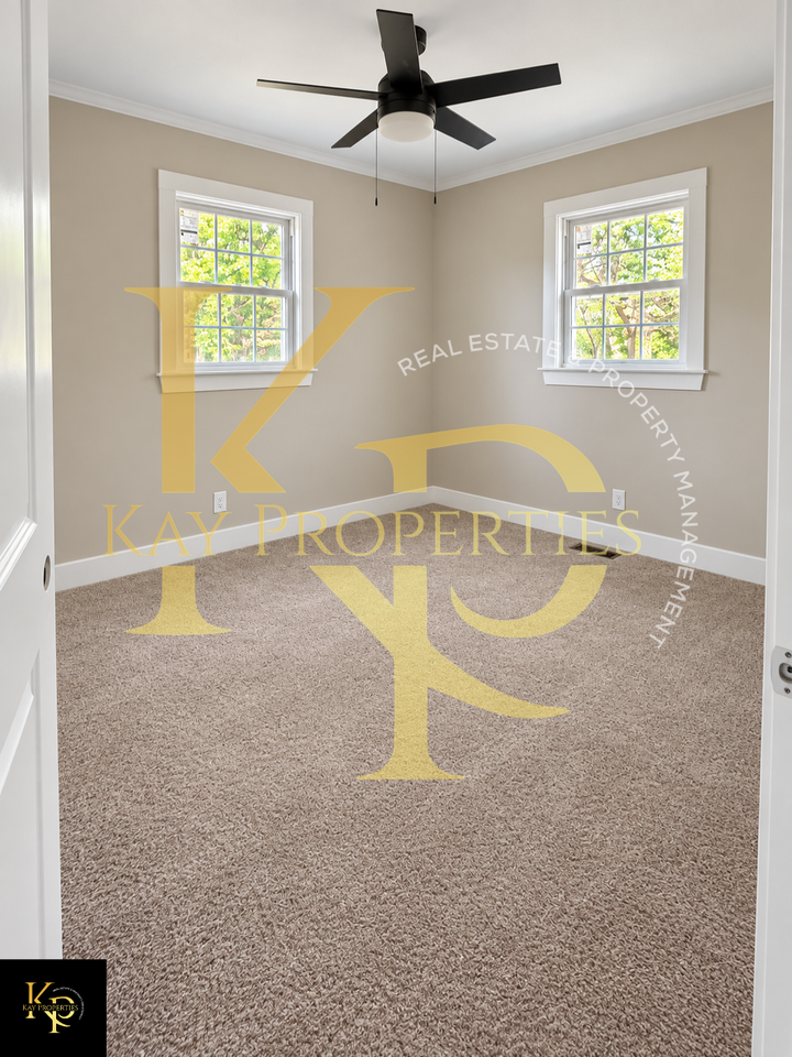 2034 Azalea Dr - Photo 7 of 13