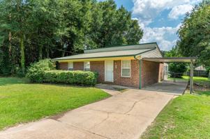 featured image of 516 Stillwell Blvd