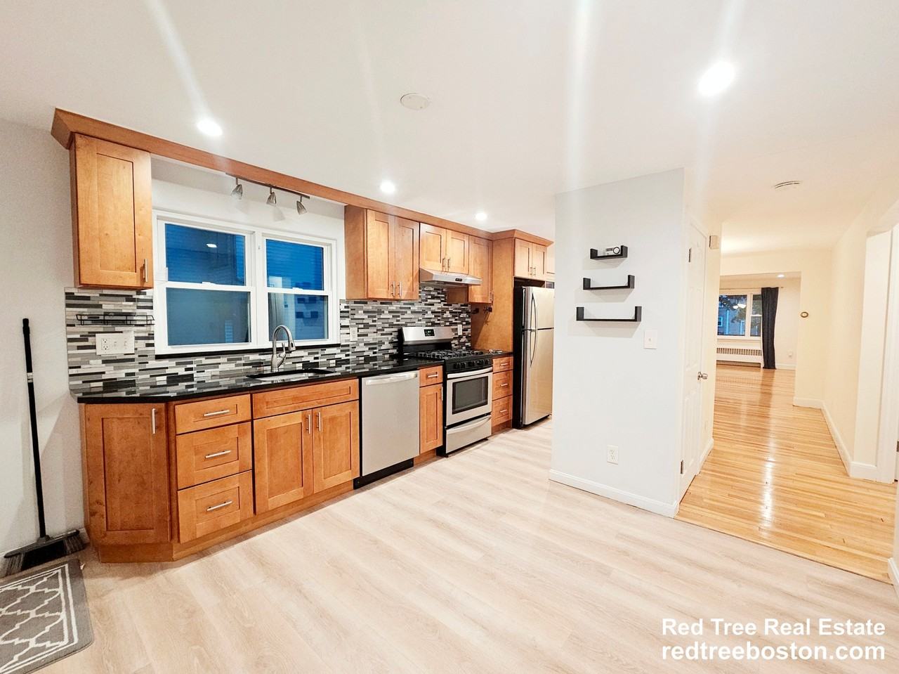14 Louise Rd