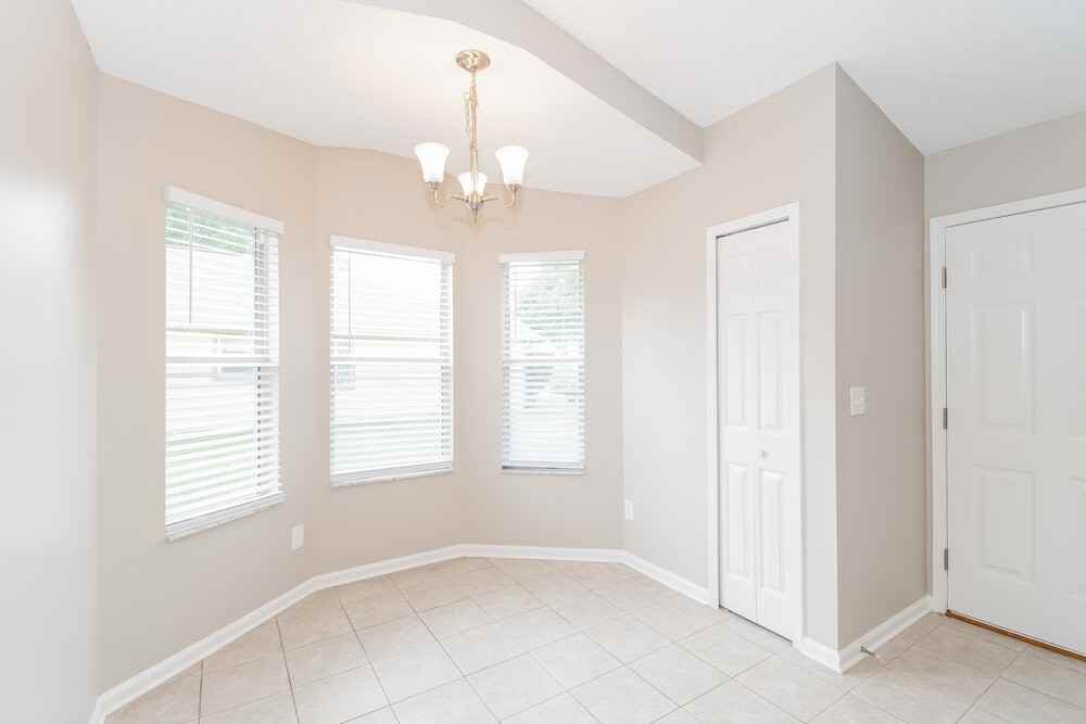 2115 Orangewood St - Photo 6 of 16