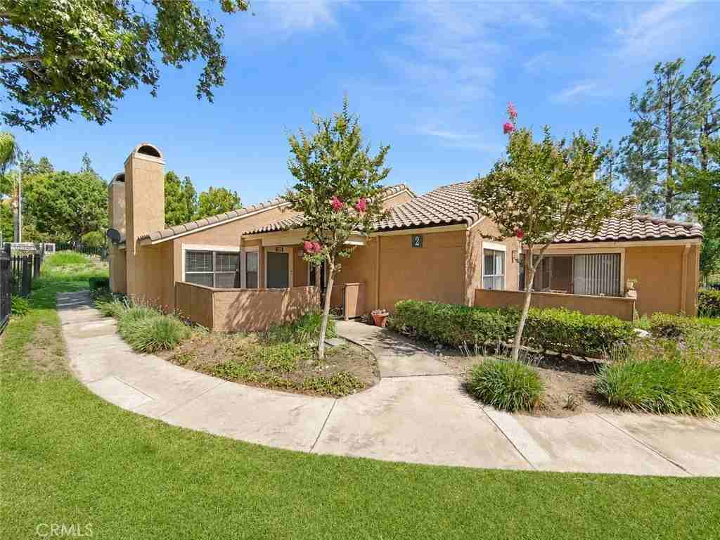 10655 Lemon Ave Apt 202
