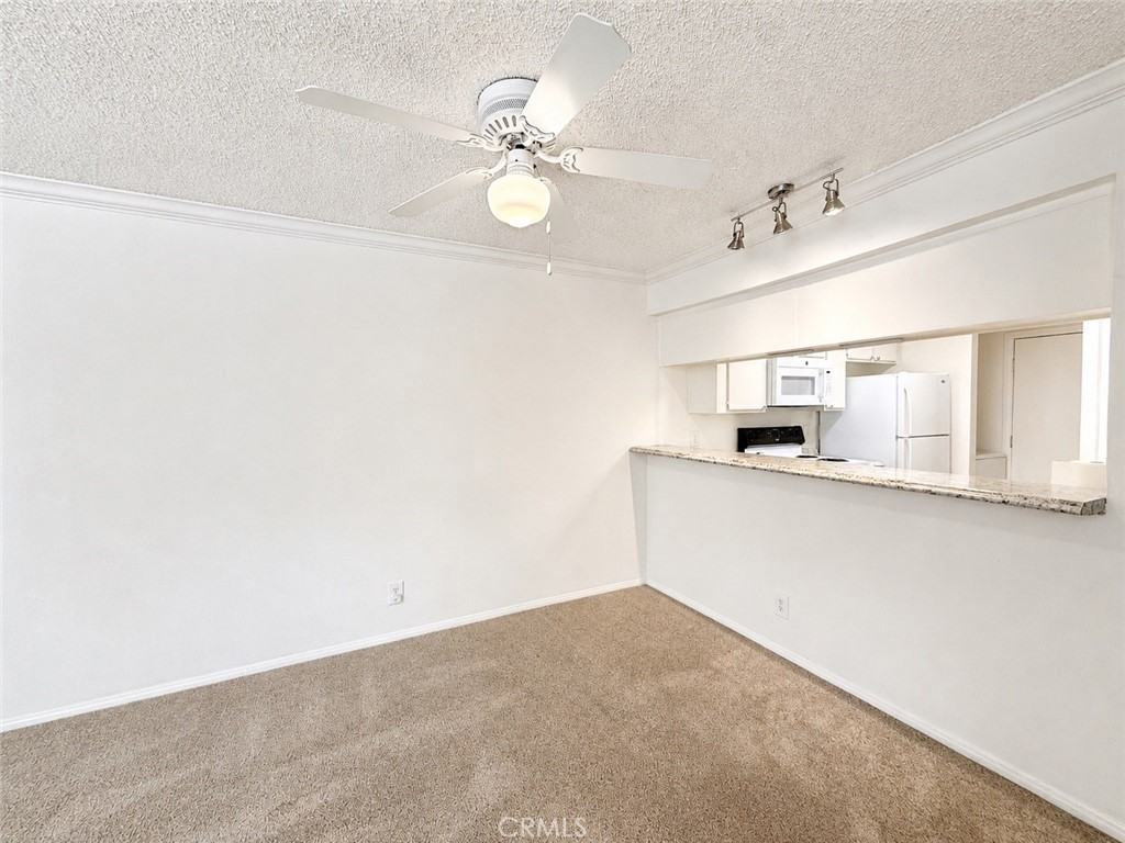 10655 Lemon Ave Apt 202 - Photo 4 of 19
