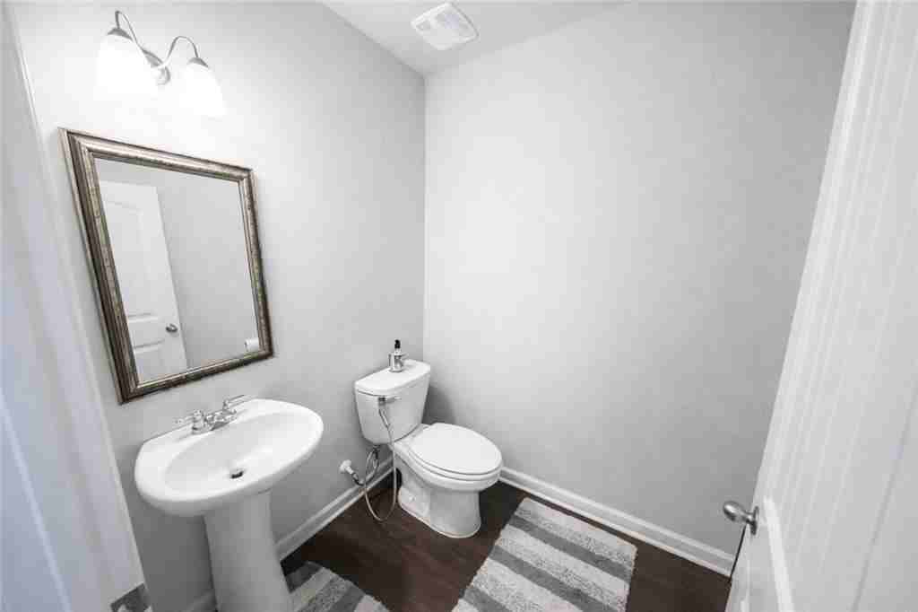 182 Woodhouse Cir - Photo 4 of 26