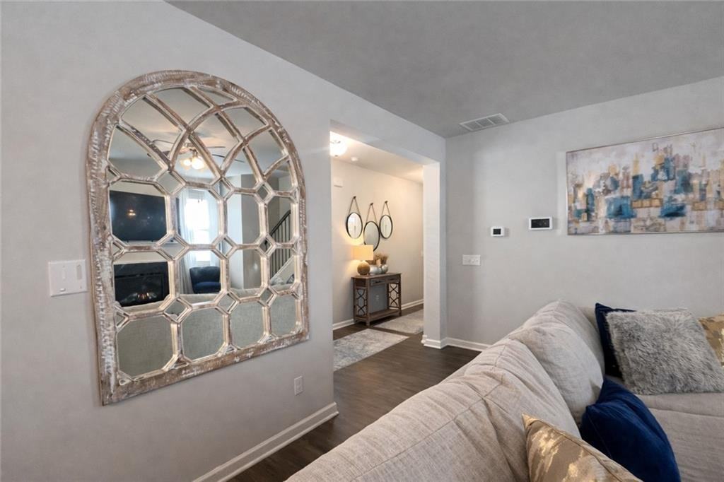182 Woodhouse Cir - Photo 6 of 26