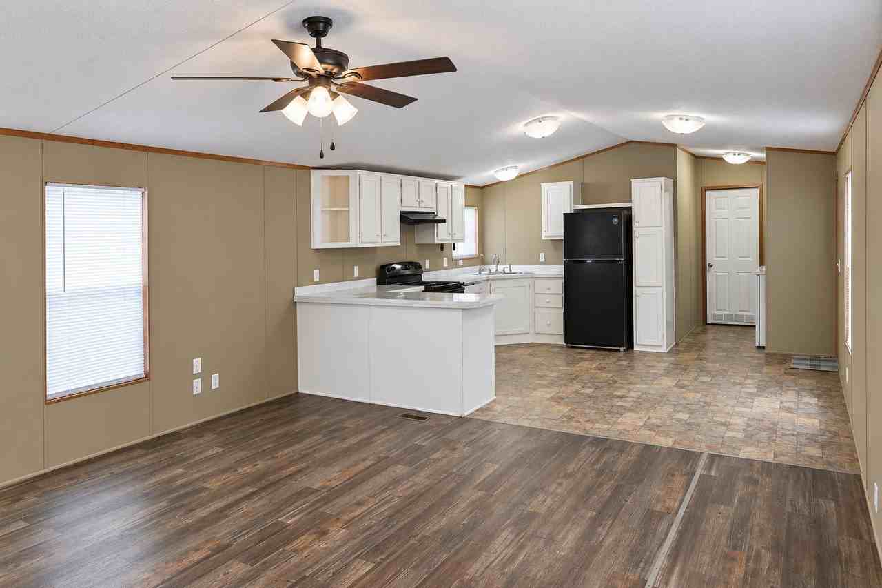 243 E Saint Charles 1 Drive - Photo 4 of 16