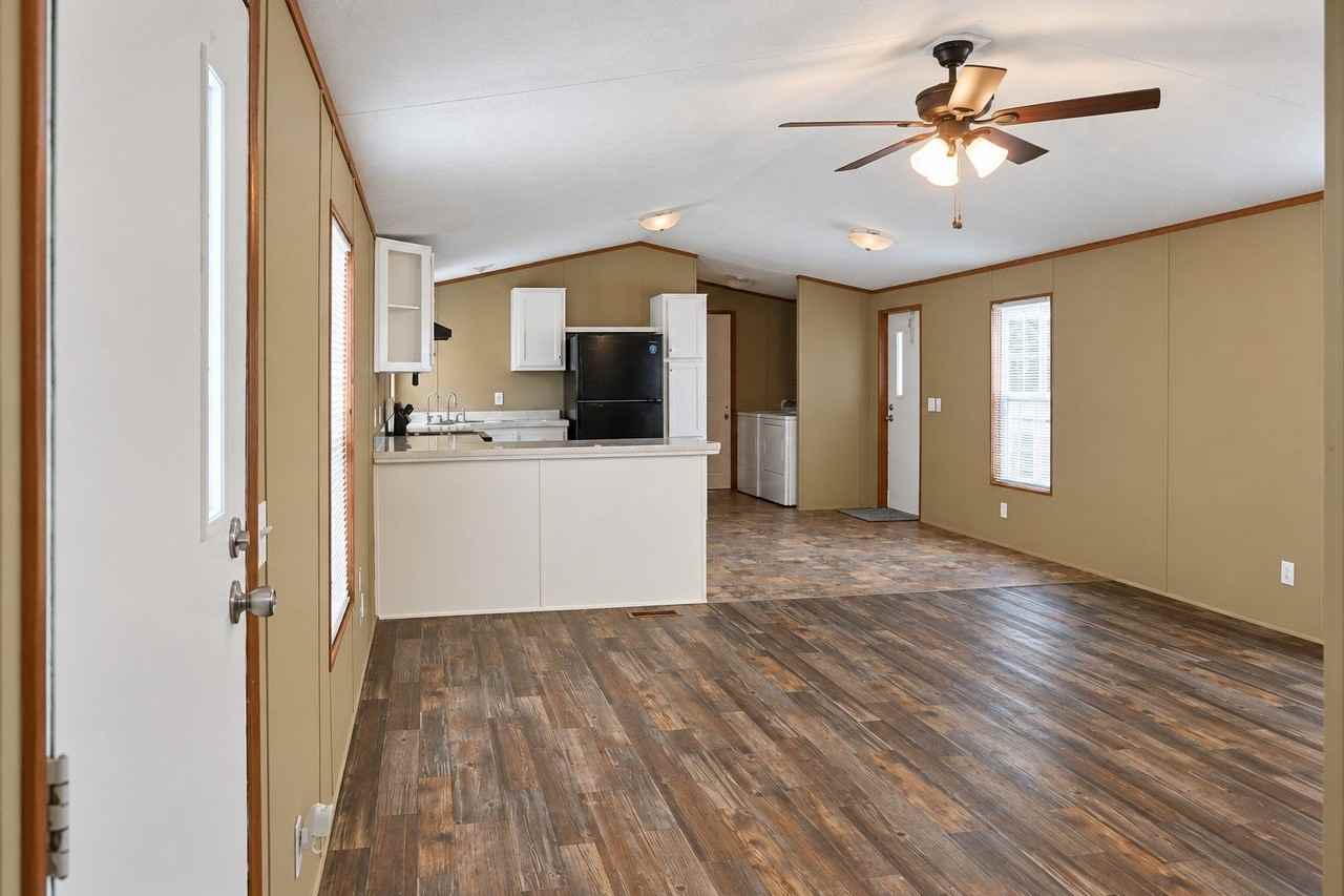 243 E Saint Charles 1 Drive - Photo 5 of 16