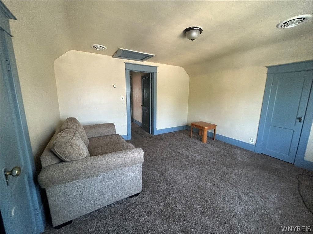142 Roesch Ave - Photo 3 of 13