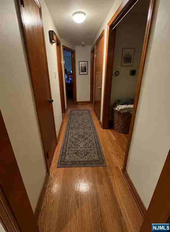 664 10th St - Photo 5 of 10