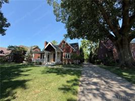 featured image of 333 Thruston Blvd E