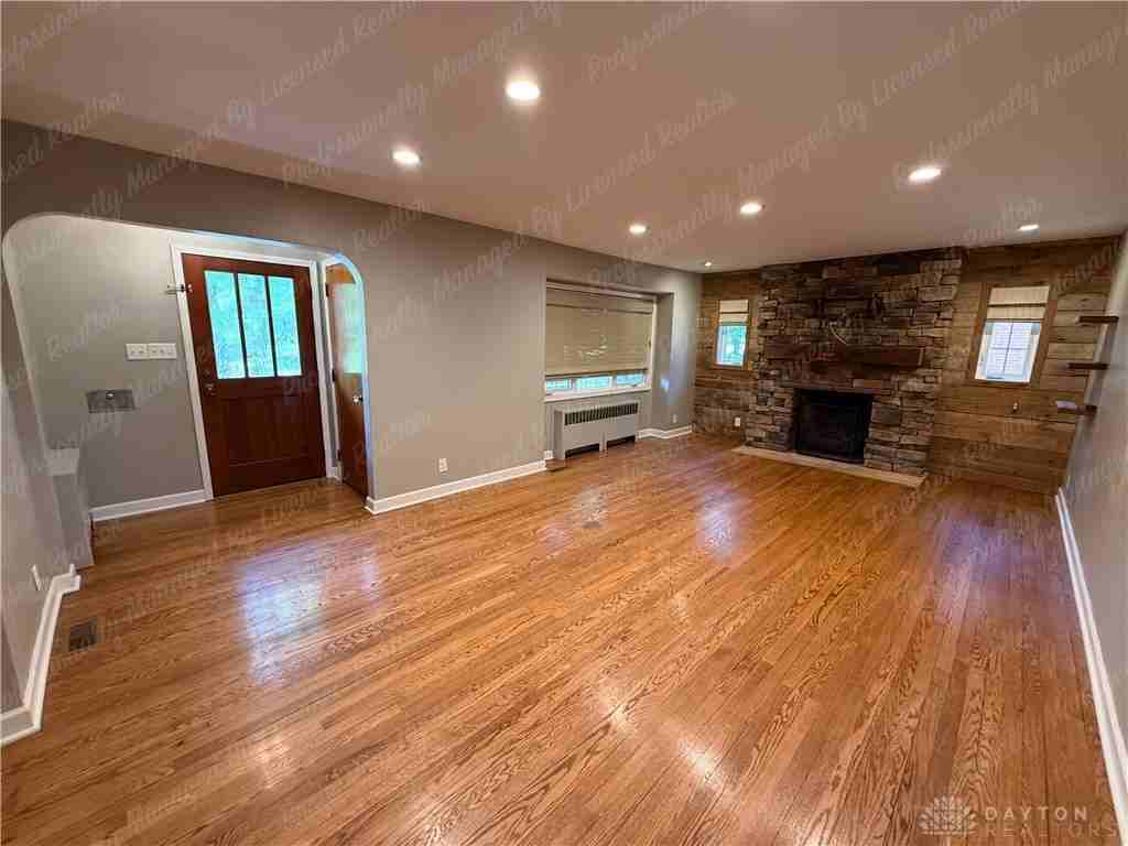 333 Thruston Blvd E - Photo 6 of 50