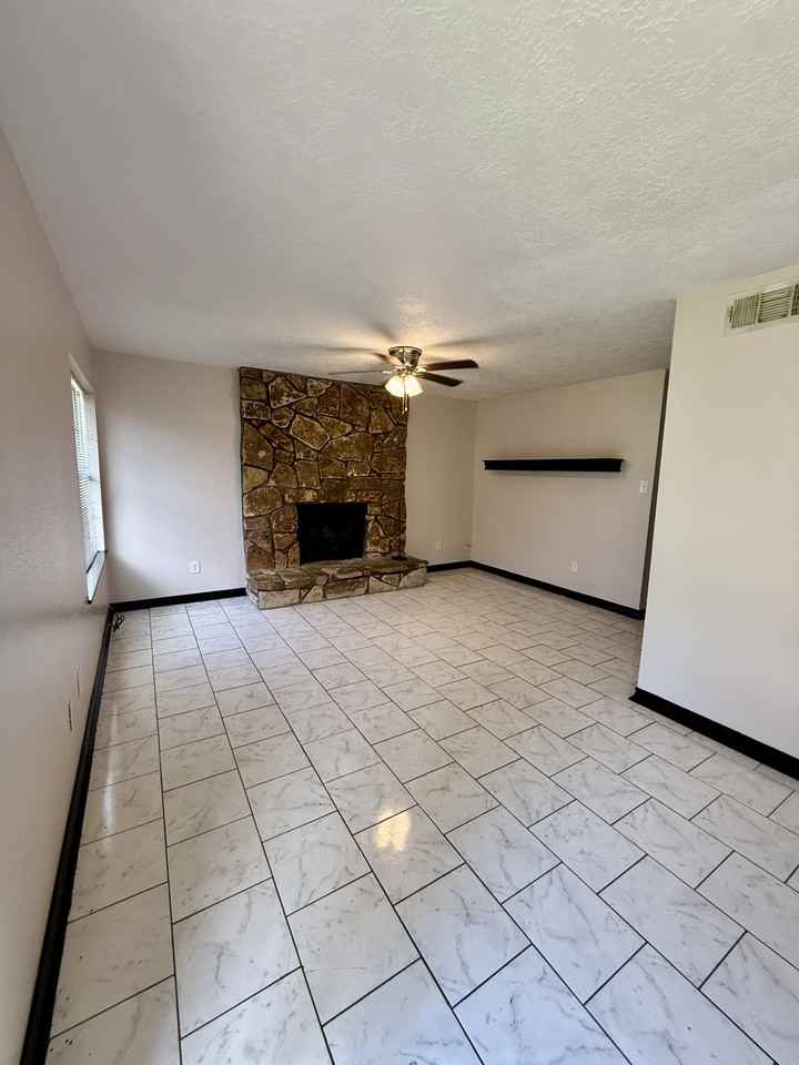 4153 Arthur Ln - Photo 4 of 5