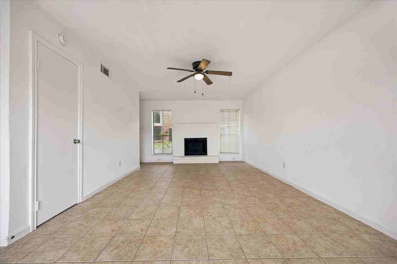6645 Wanda Ln - Photo 6 of 29