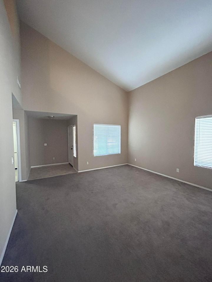 3174 W Carlos Ln - Photo 6 of 25