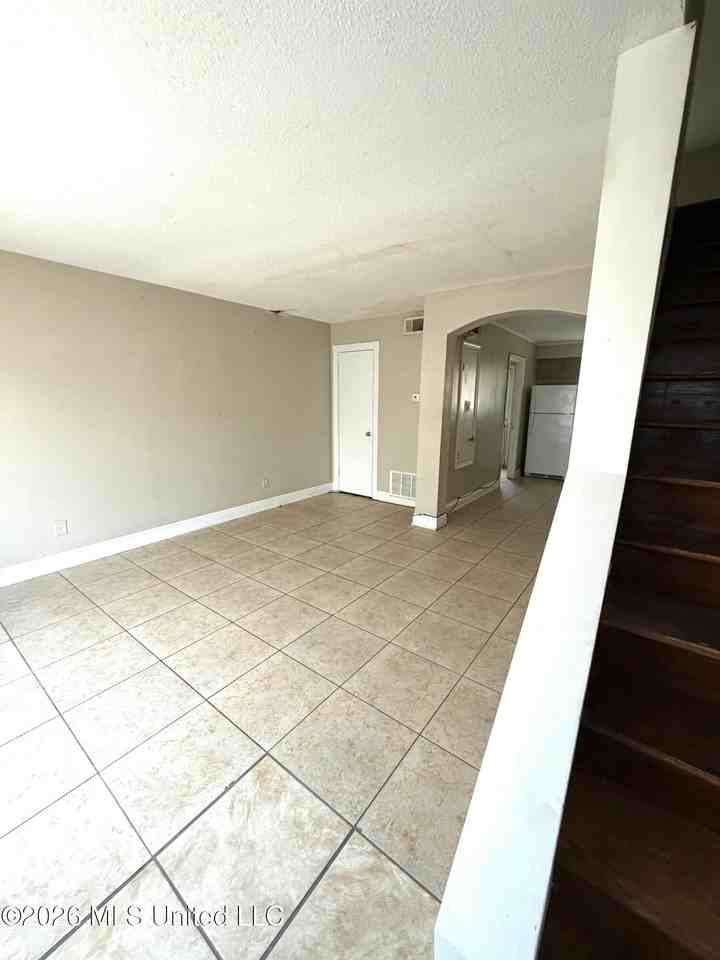 1705 18th Ave - Photo 2 of 11