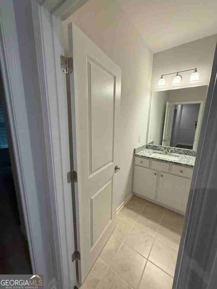 2576 Mills Commons Dr - Photo 3 of 25