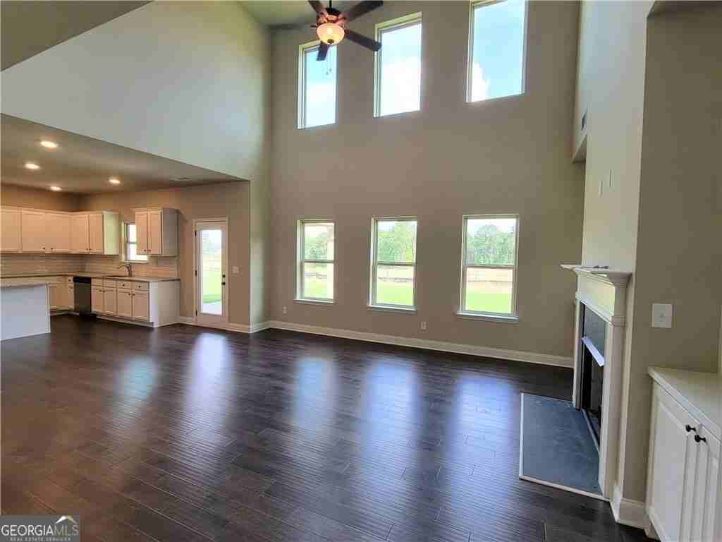 3305 Linstead Ct - Photo 6 of 25