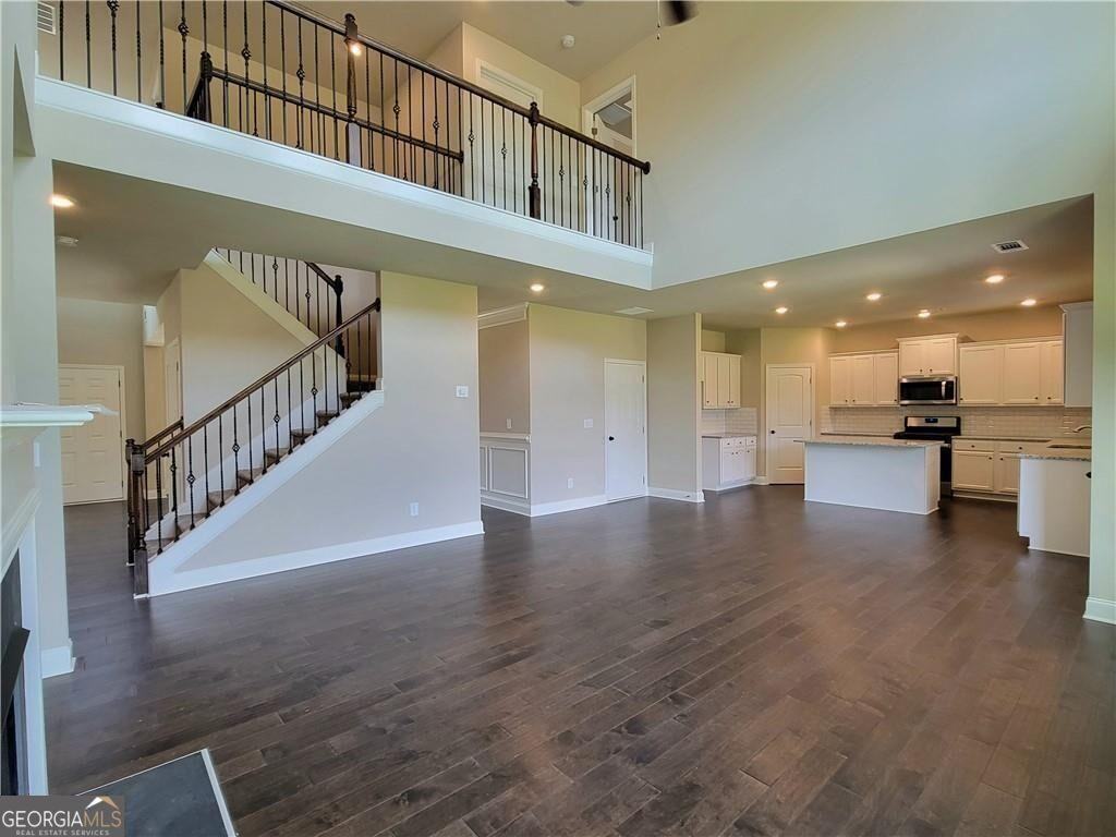 3305 Linstead Ct - Photo 7 of 25