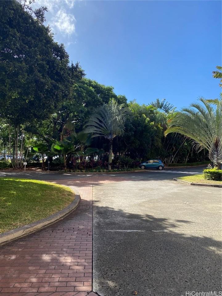 5333 Likini St - Photo 6 of 11