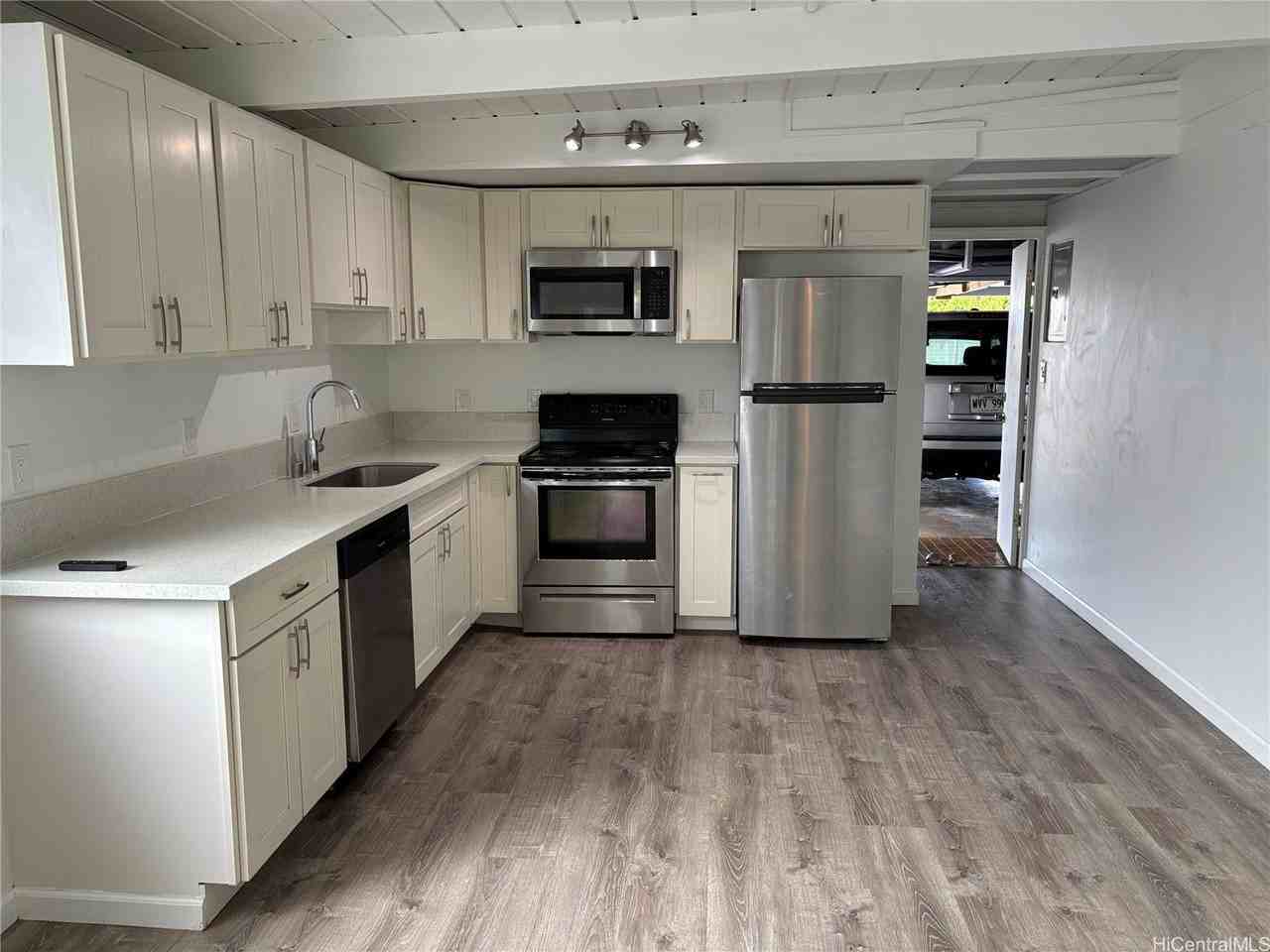 569 Kaumakani St #ADU - Photo 2 of 13